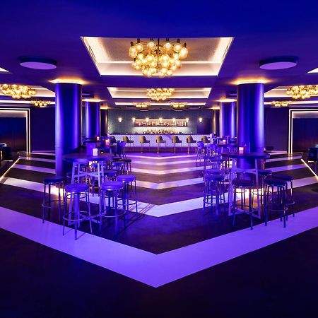 Kings' Valley Medical & Spa Hotel Казанлык Экстерьер фото The interior of the nightclub