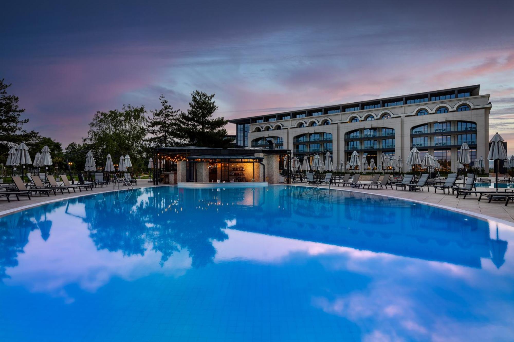 Kings' Valley Medical & Spa Hotel Казанлык Экстерьер фото