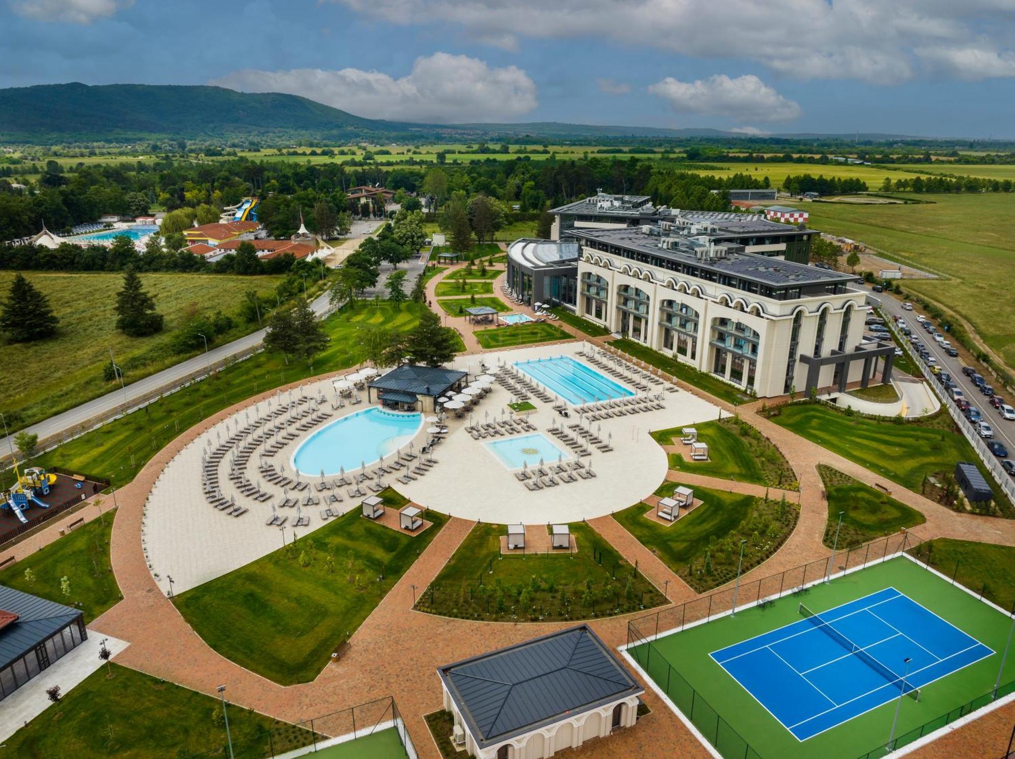 Kings' Valley Medical & Spa Hotel Казанлык Экстерьер фото